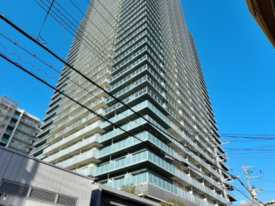 Kobe Sannomiya: Renovated Sky Views